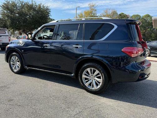 2017 INFINITI QX80 Base