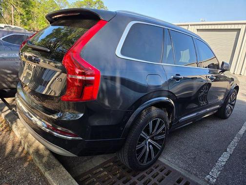 Gray 2022 Volvo XC90 T6 Inscription