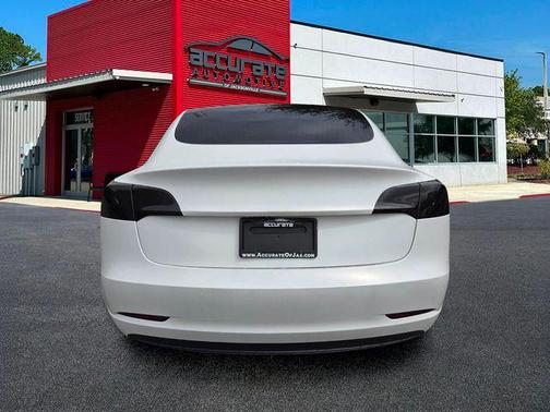 Pearl White Multi-Coat 2019 Tesla Model 3 Long Range