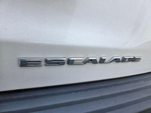 2016 Cadillac Escalade Luxury