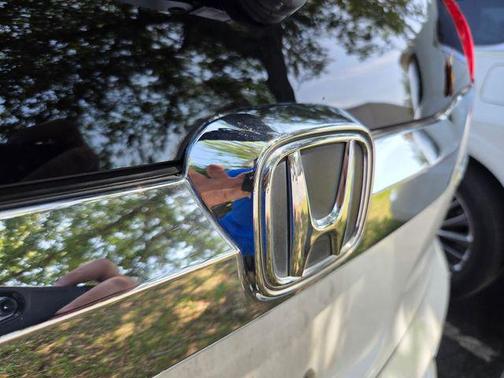 White Diamond Pearl 2016 Honda CR-V Touring