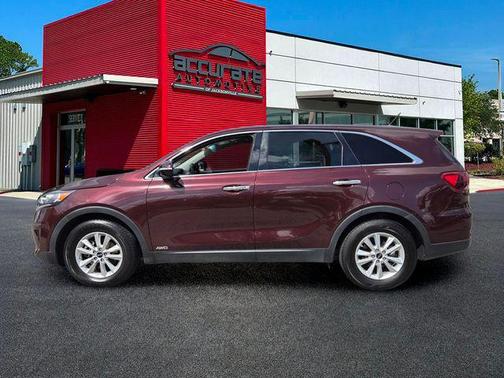 Sangria 2019 Kia Sorento LX