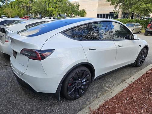2021 Tesla Model Y Long Range Dual Motor All-Wheel Drive