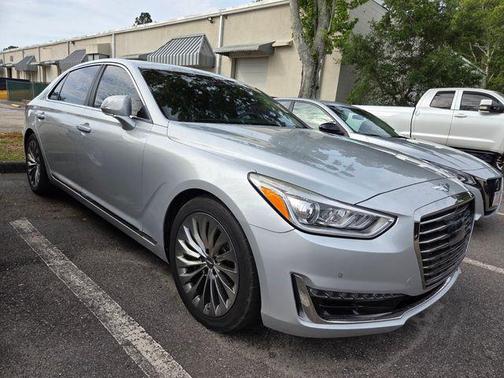 Santiago Silver 2019 Genesis G90 Premium