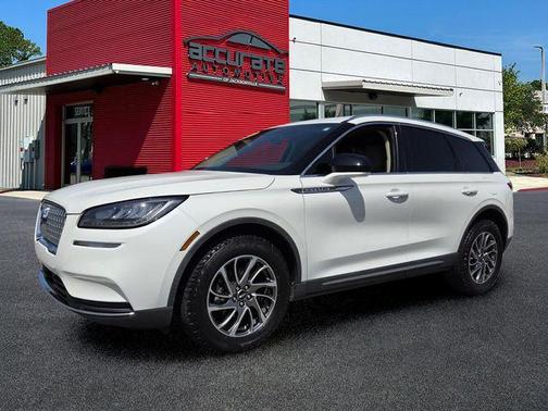 Pristine White Metallic Tri-Coat 2022 Lincoln Corsair Standard