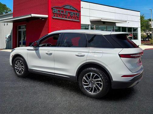 Pristine White Metallic Tri-Coat 2022 Lincoln Corsair Standard