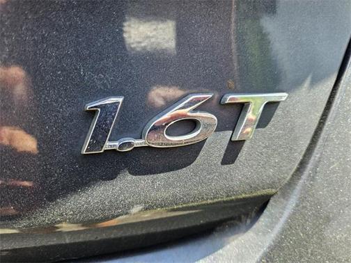2019 Hyundai Veloster Base