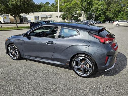 2019 Hyundai Veloster Base