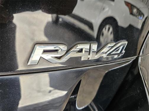 2011 Toyota RAV4 Sport