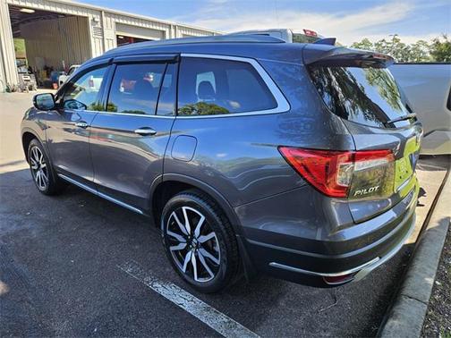 2020 Honda Pilot Touring 8-Passenger