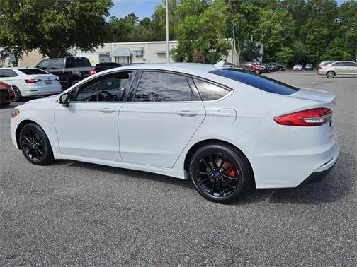 2020 Ford Fusion Hybrid SE