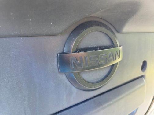 Magnetic Black Pearl 2019 Nissan Frontier SV