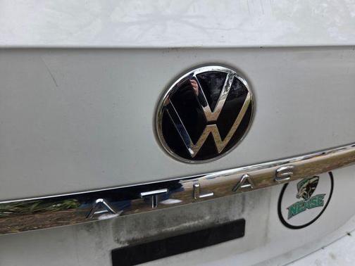 2021 Volkswagen Atlas 3.6L SE w/Technology