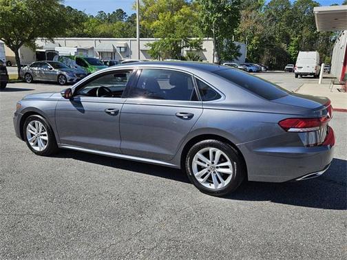 2020 Volkswagen Passat 2.0T SE