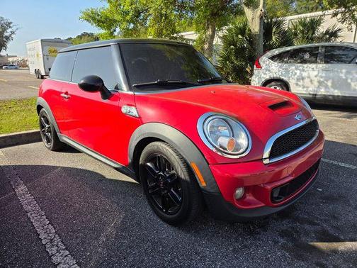 Chili Red 2013 MINI Hardtop Cooper S