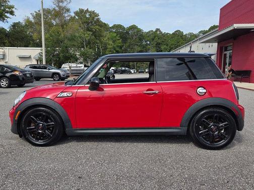 Chili Red 2013 MINI Hardtop Cooper S