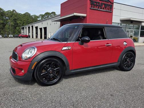 Chili Red 2013 MINI Hardtop Cooper S