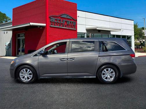Modern Steel Metallic 2016 Honda Odyssey SE