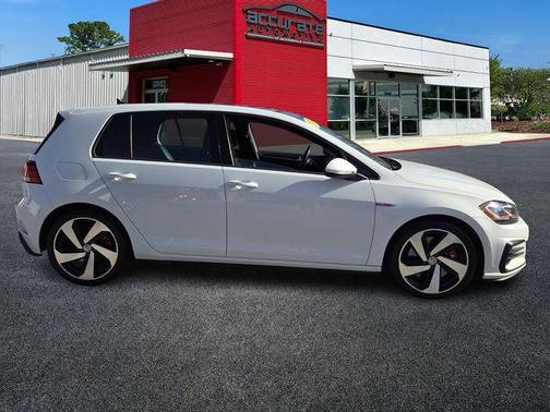 2018 Volkswagen Golf GTI 2.0T S 4-Door