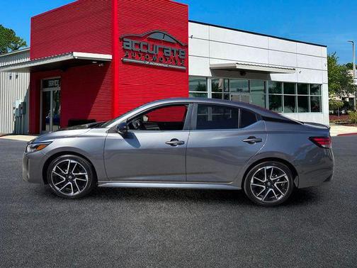 Gun Metallic 2024 Nissan Sentra SR