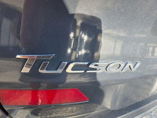 2021 Hyundai TUCSON SEL