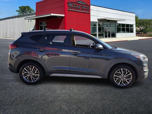 2021 Hyundai TUCSON SEL