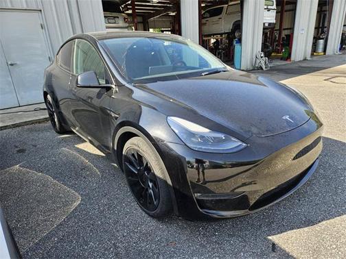 2023 Tesla Model Y Performance Dual Motor All-Wheel Drive