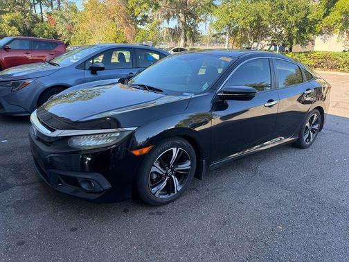 2017 Honda Civic Touring