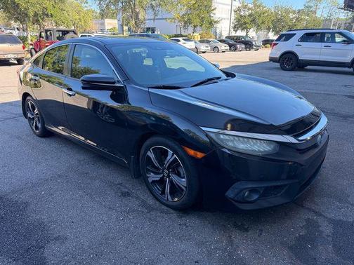 2017 Honda Civic Touring