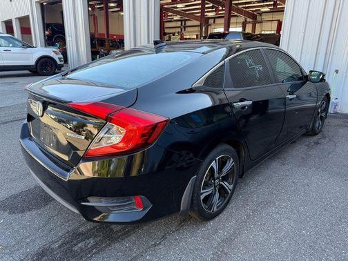 2017 Honda Civic Touring