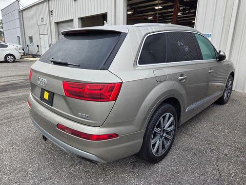 2017 Audi Q7 3.0T Prestige