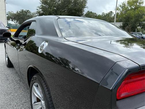 2011 Dodge Challenger Base