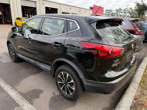 2019 Nissan Rogue Sport S