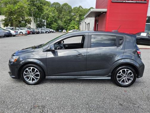 2020 Chevrolet Sonic FWD Hatchback LT 5-Door