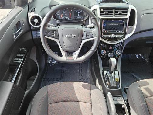 2020 Chevrolet Sonic FWD Hatchback LT 5-Door