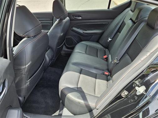 2020 Nissan Altima SR FWD