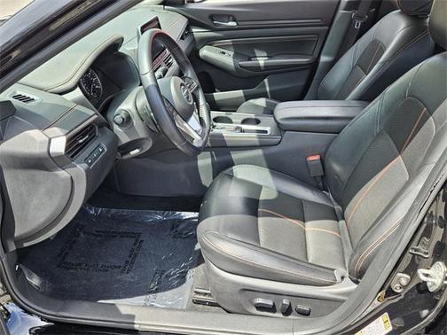 2020 Nissan Altima SR FWD