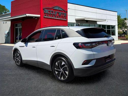 White 2022 Volkswagen ID.4 Pro S
