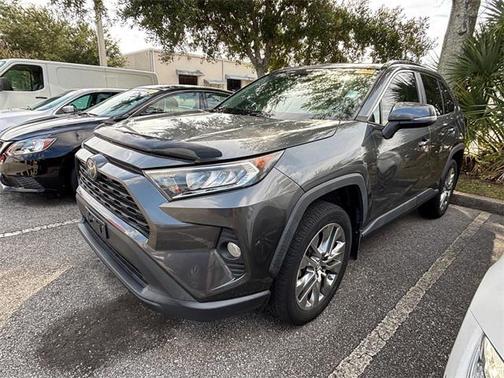 2019 Toyota RAV4 XLE Premium