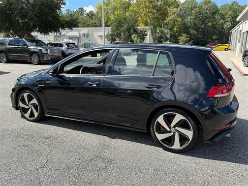 2018 Volkswagen Golf GTI 2.0T S 4-Door