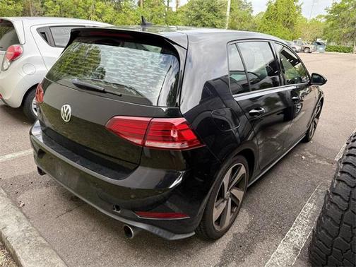 2018 Volkswagen Golf GTI 2.0T S 4-Door