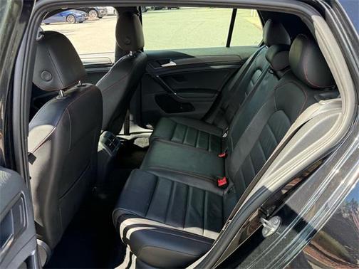 2018 Volkswagen Golf GTI 2.0T S 4-Door