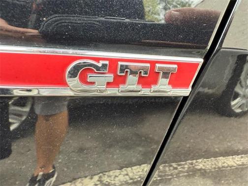 2018 Volkswagen Golf GTI 2.0T S 4-Door