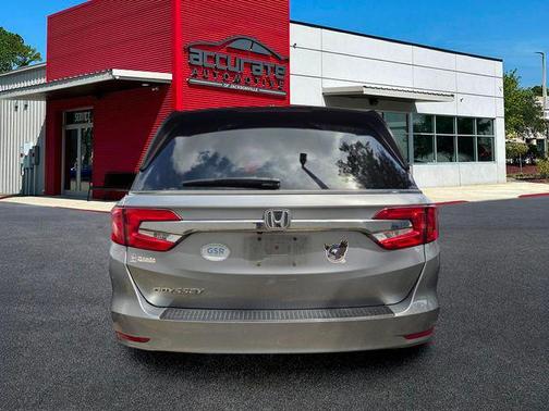 Lunar Silver Metallic 2019 Honda Odyssey EX-L
