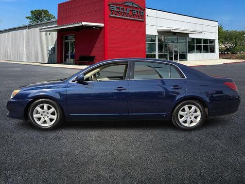 Blue 2008 Toyota Avalon XL