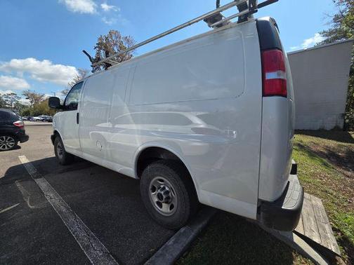 2023 GMC Savana 2500 Work Van