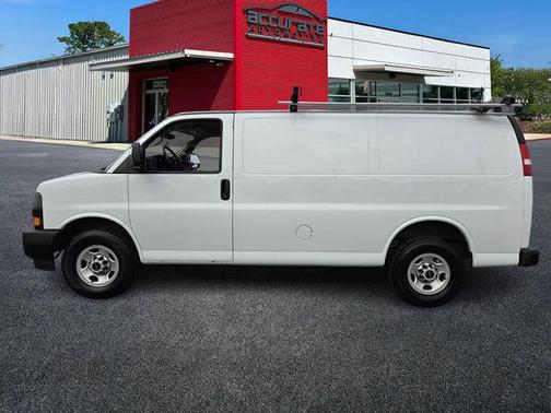 2023 GMC Savana 2500 Work Van