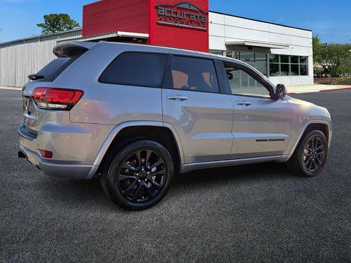 2018 Jeep Grand Cherokee Altitude