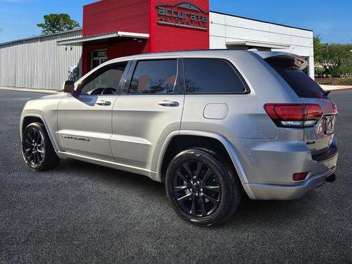 2018 Jeep Grand Cherokee Altitude