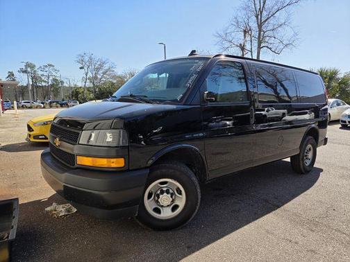 2021 Chevrolet Express 2500 RWD 2500 Regular Wheelbase WT
